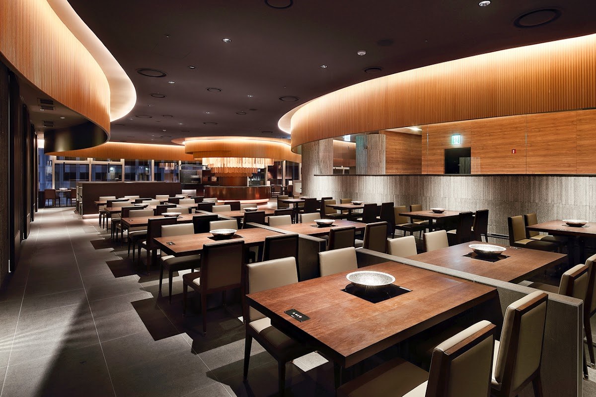 Modern Shabu House in Gwanghwamun D Tower: Premium Shabu-Shabu Dining Experience