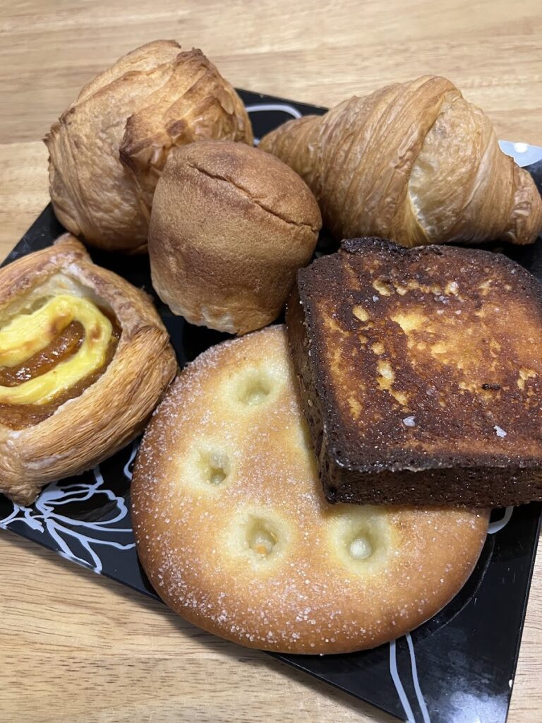 Twig Pastry (트위그 페스츄리) in Nowon: Crispy French-Style Pastries Near Gongneung Station 2 place 3300 reference