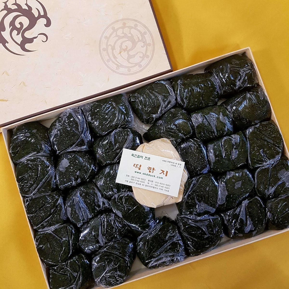 떡함지 잠실본점: Authentic Mugwort Rice Cakes & Traditional Korean Sweets in Jamsil 3 떡함지 잠실본점: Authentic Mugwort Rice Cakes & Traditional Korean Sweets in Jamsil