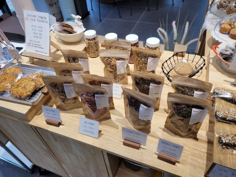 Rapa’s Haru Vegan Bakery in Janghyeon-dong, Ulsan: Healthy & Tasty Breads