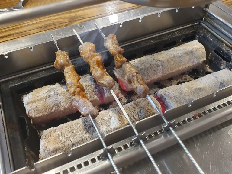 북가좌동 Beijing Lamb Skewers (북경양꼬치) – Authentic Chinese Lamb BBQ in Seoul